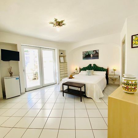 Casa Pippo 2 Villa อนากาปรี ภายนอก รูปภาพ