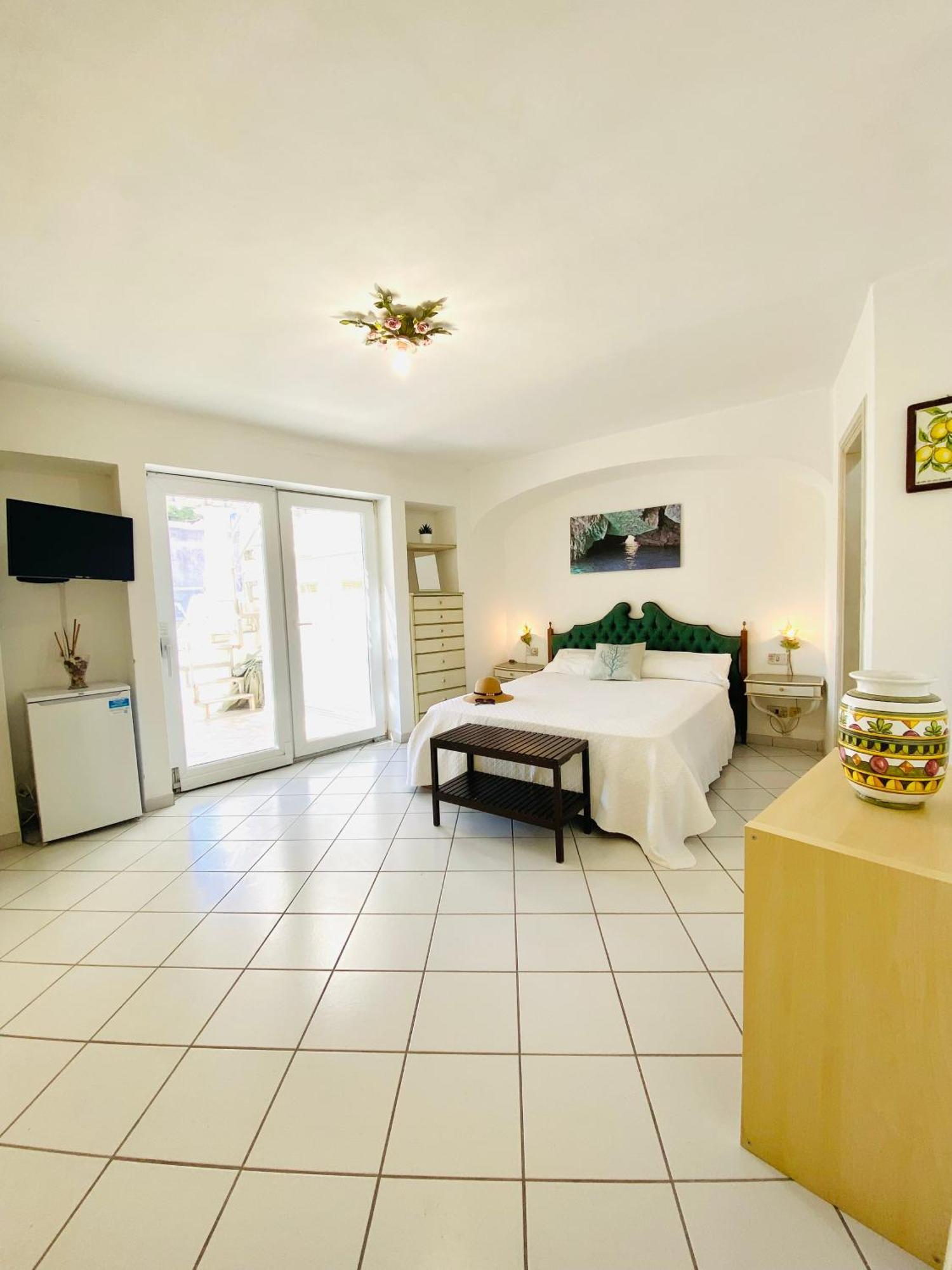Casa Pippo 2 Villa อนากาปรี ภายนอก รูปภาพ