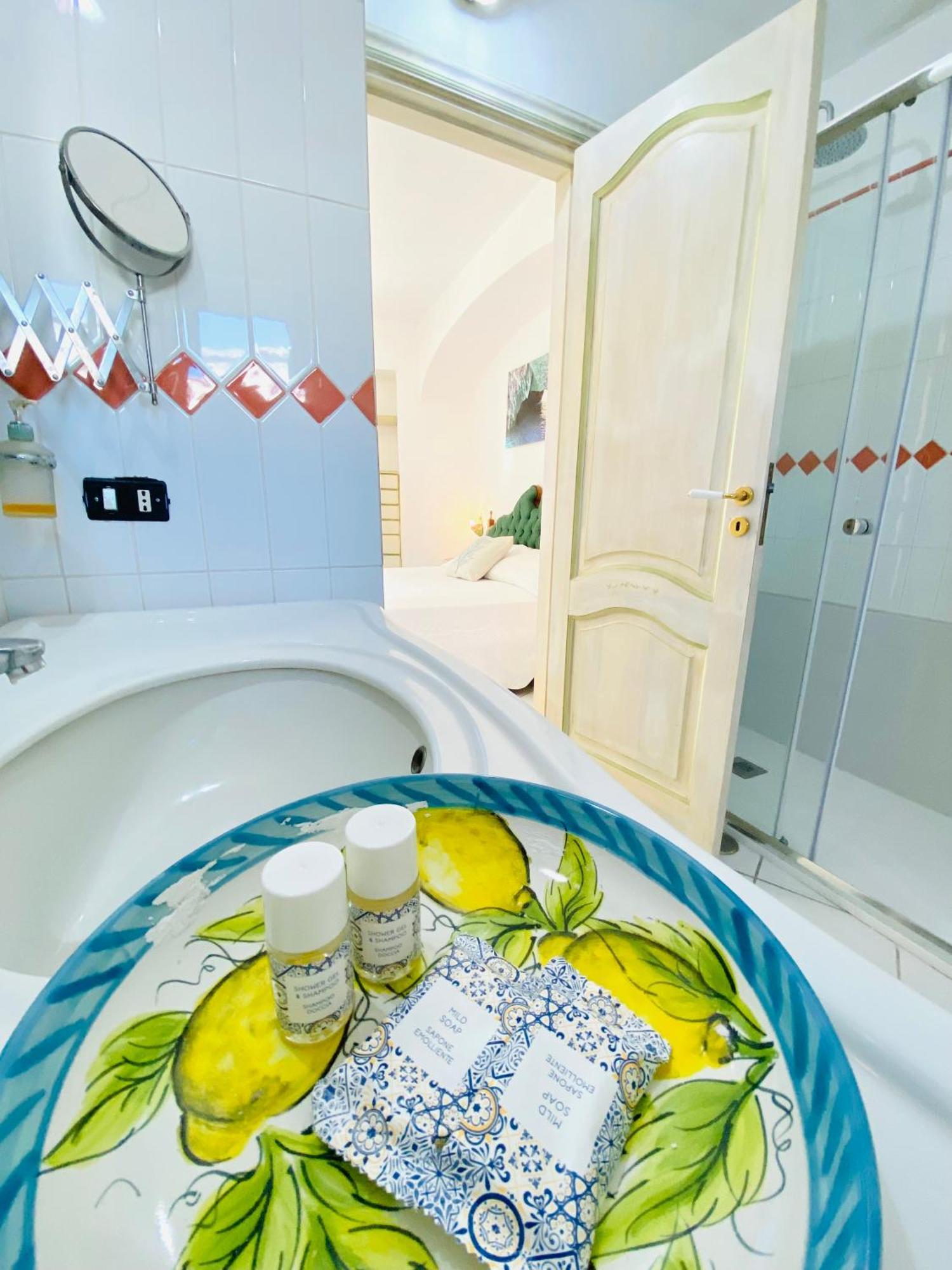Casa Pippo 2 Villa อนากาปรี ภายนอก รูปภาพ
